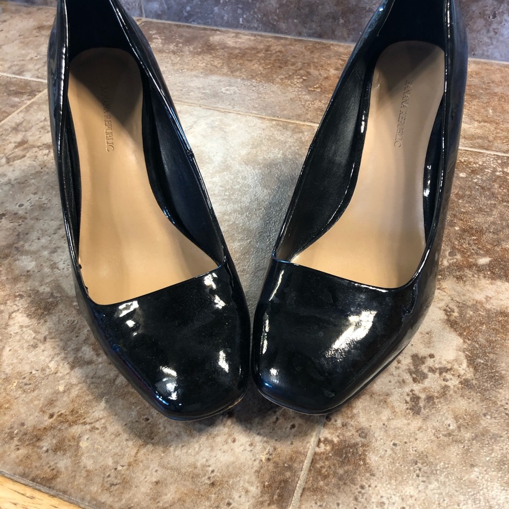 Banana Republic Pumps